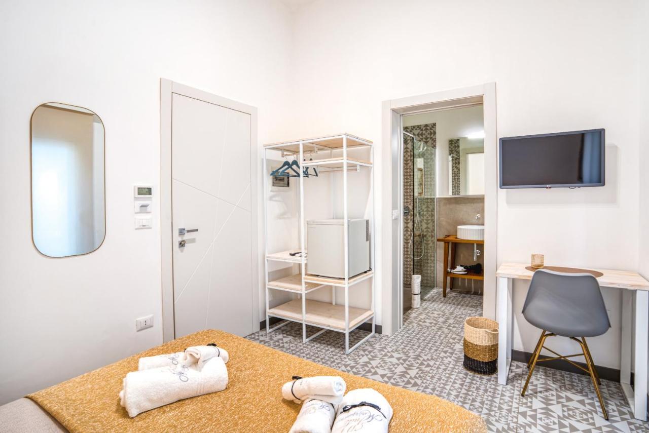 Suite Mariagiovanni Lecce Exteriör bild